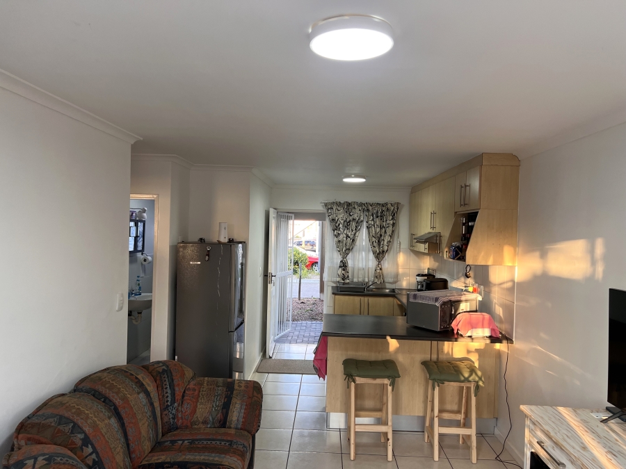 To Let 2 Bedroom Property for Rent in Melkbosstrand Central Western Cape